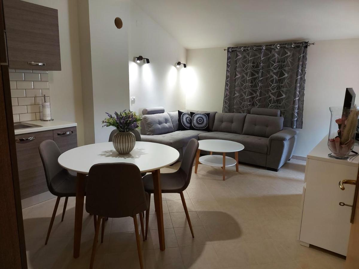 Apartment Marta Банджоле Экстерьер фото